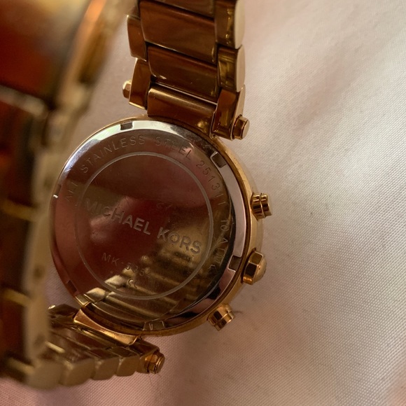 Gold Michael Kors Watch - Picture 4 of 6